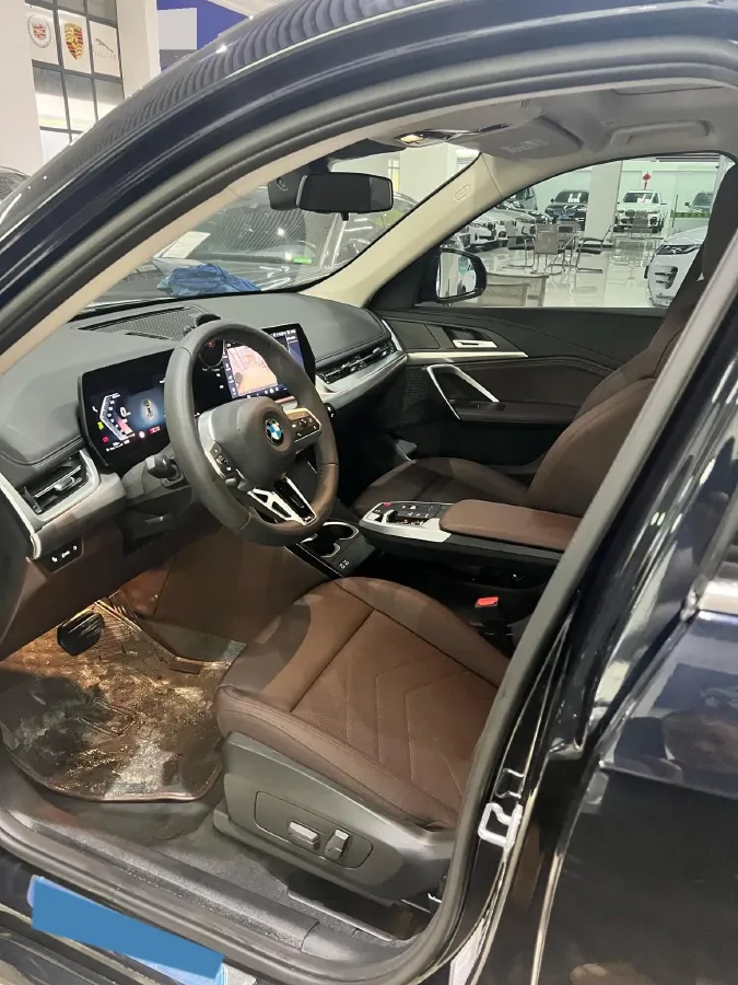 2024 BMW X1 2.0T 204HP L4 7DCT,autocango,china used car exporter,china ev exporter,chinese used car exporter,chinese used ev exporter