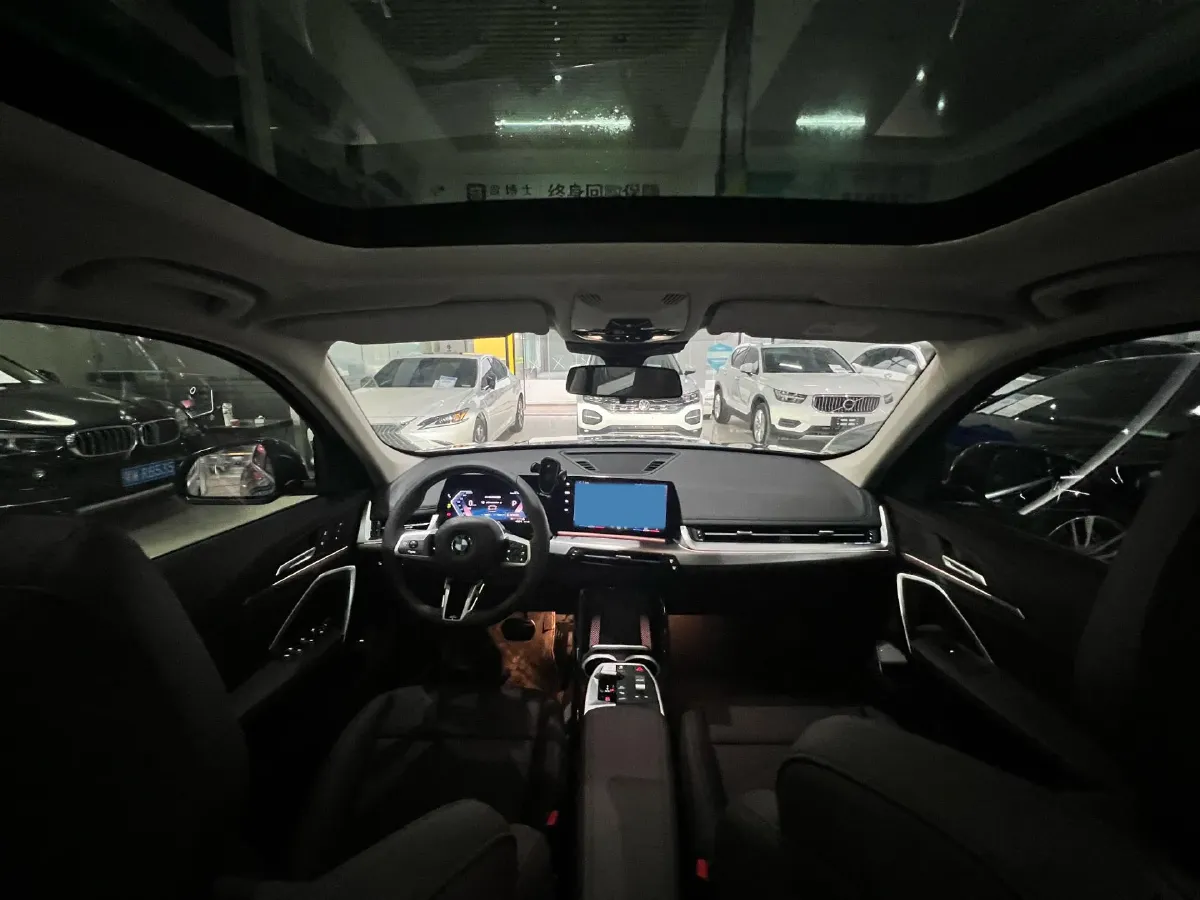 2024 BMW X1 2.0T 204HP L4 7DCT,autocango,china used car exporter,china ev exporter,chinese used car exporter,chinese used ev exporter