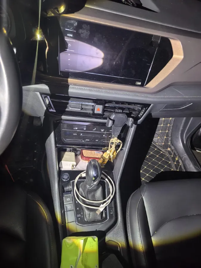 2021 Volkswagen Tharu 1.4T 150HP L4 7DCT,autocango,china used car exporter,china ev exporter,chinese used car exporter,chinese used ev exporter