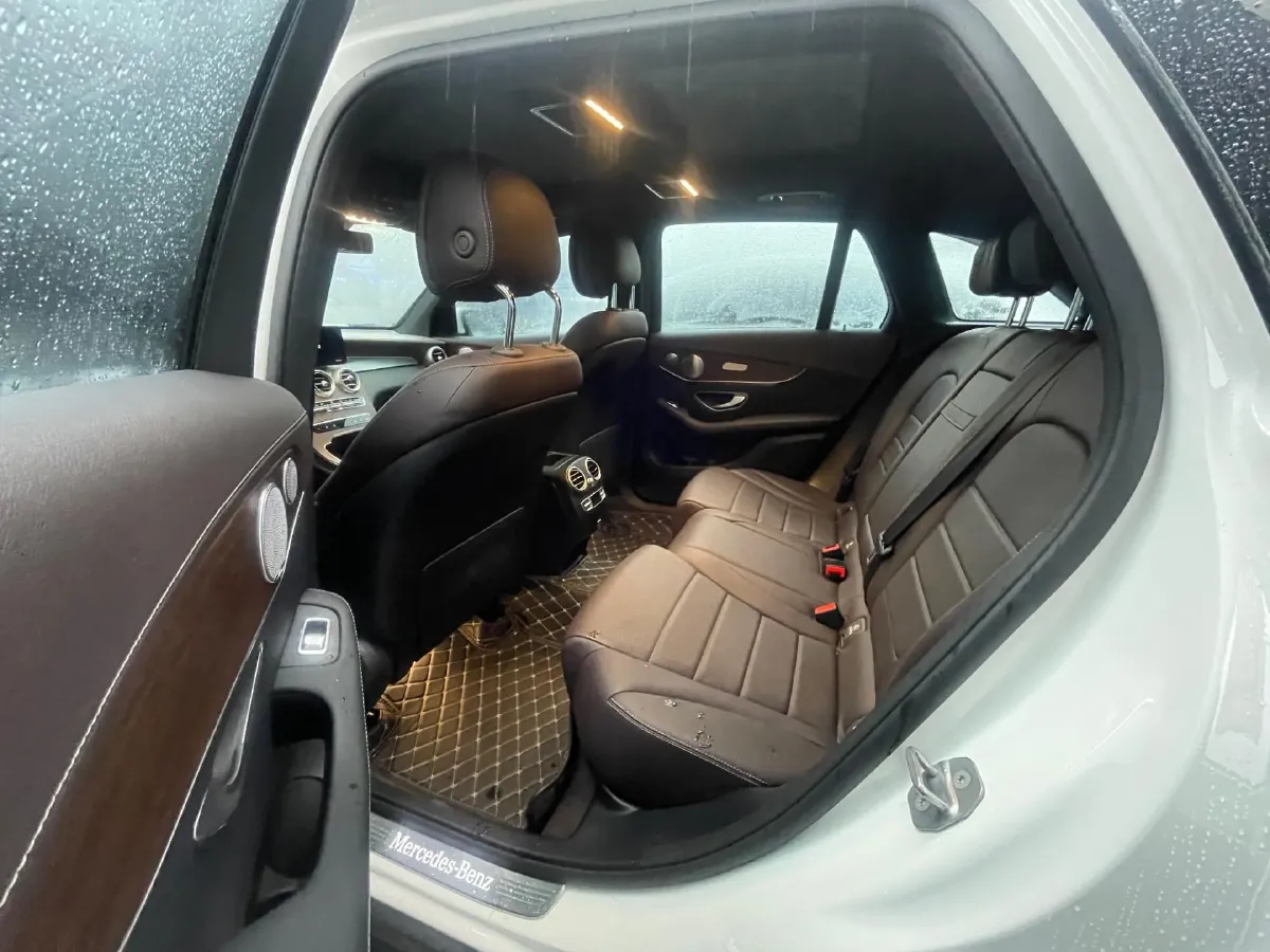 2021 Mercedes-Benz GLC Class 2.0T 258HP L4 9AT,autocango,china used car exporter,china ev exporter,chinese used car exporter,chinese used ev exporter