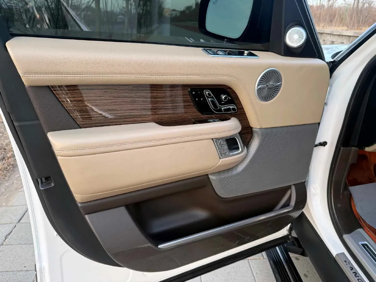 2018 Land Rover Range Rover 3.0T 381HP V6 8AT,autocango,china used car exporter,china ev exporter,chinese used car exporter,chinese used ev exporter