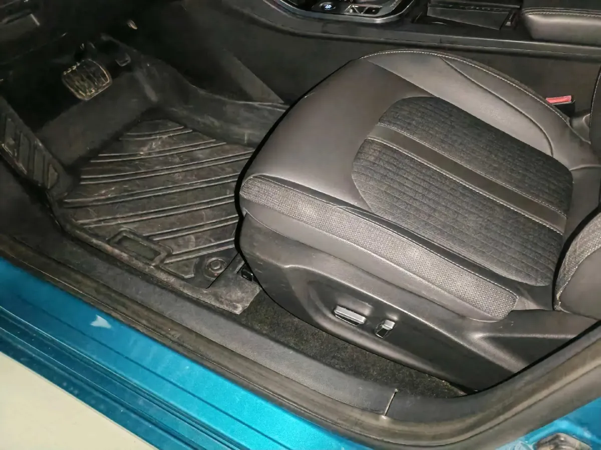 2020 DongFeng Aeolus YiXuan 1.5T 150HP L4 6DCT,autocango,china used car exporter,china ev exporter,chinese used car exporter,chinese used ev exporter