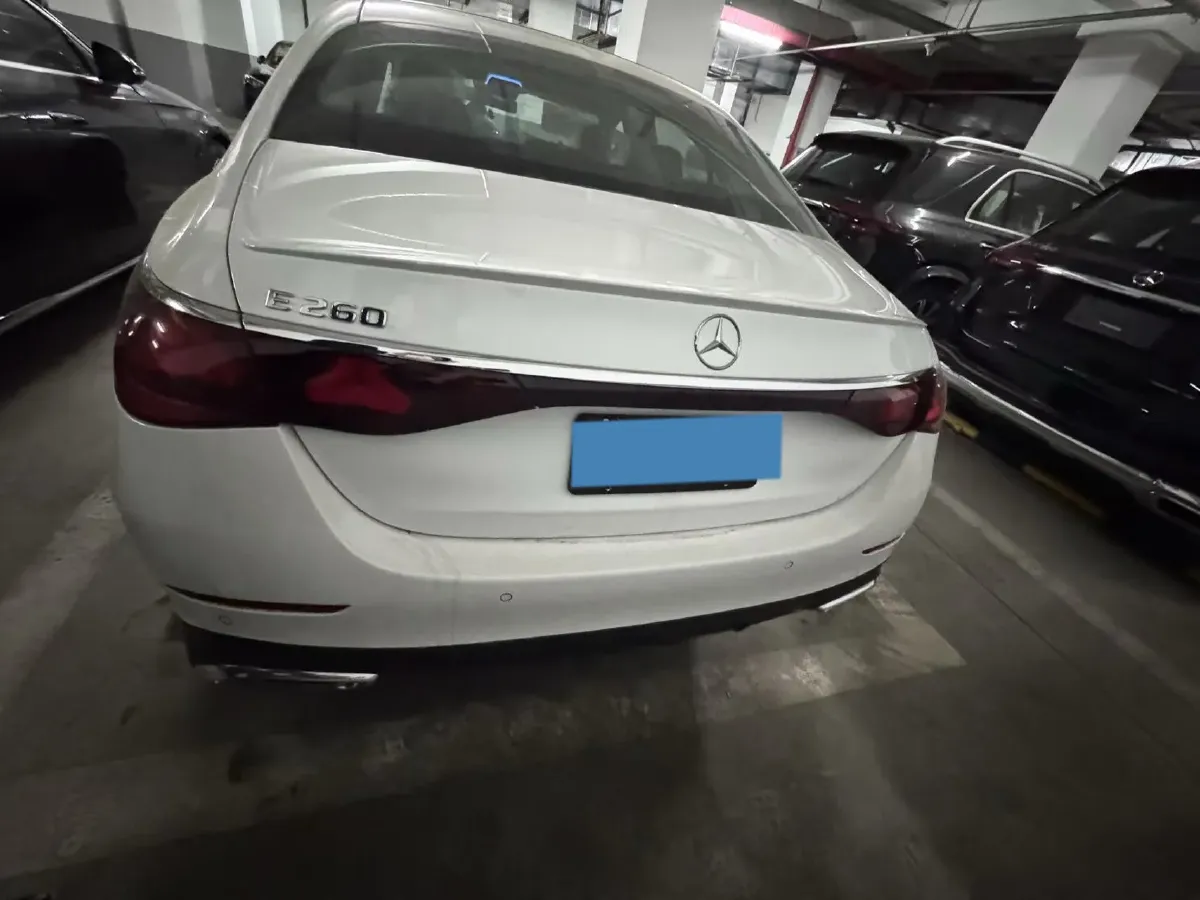 2024 Mercedes-Benz E Class 2.0T 204HP L4 9AT,autocango,china used car exporter,china ev exporter,chinese used car exporter,chinese used ev exporter