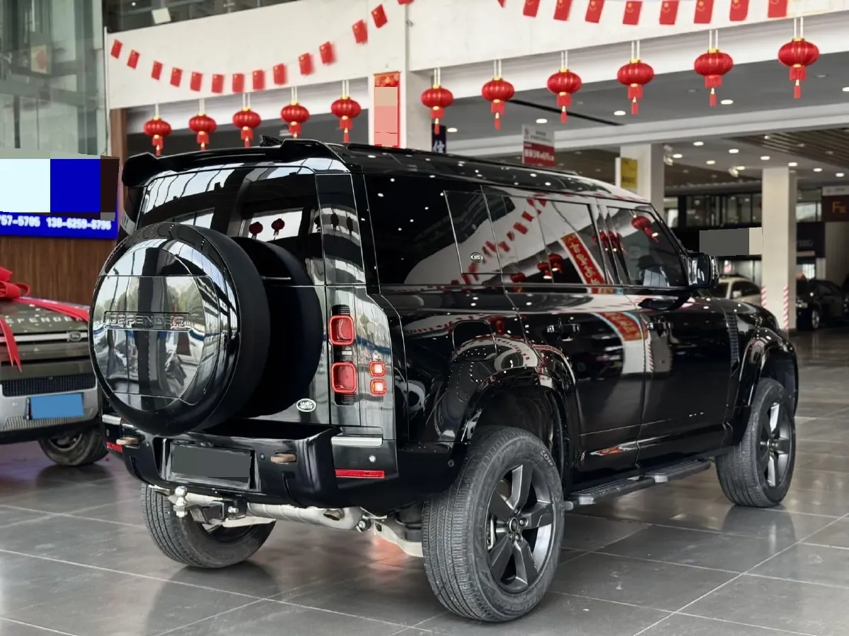 2023 Land Rover Defender 3.0T 400HP L6 8AT,autocango,china used car exporter,china ev exporter,chinese used car exporter,chinese used ev exporter