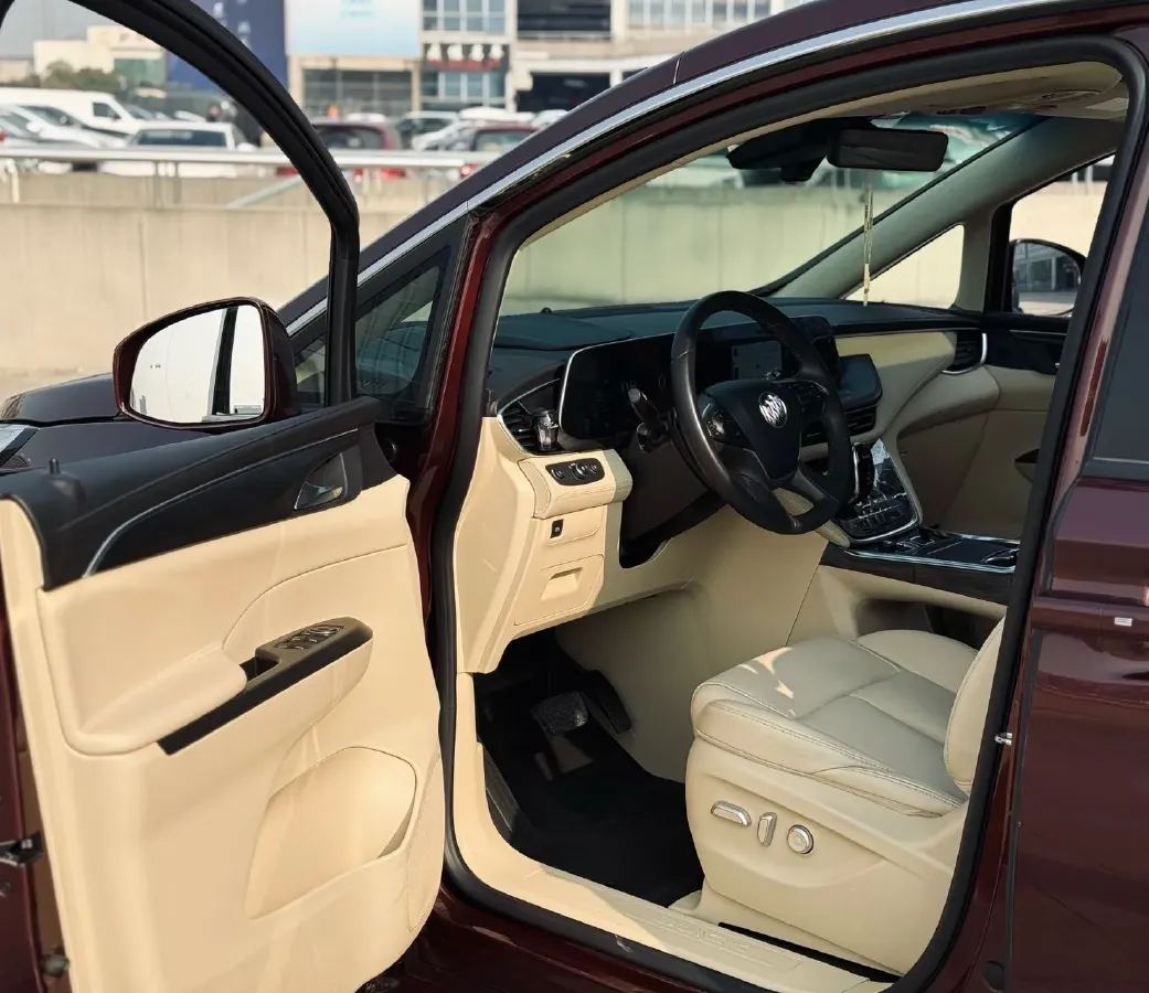 2022 Buick GL8 2.0T 237HP L4 9AT,autocango,china used car exporter,china ev exporter,chinese used car exporter,chinese used ev exporter