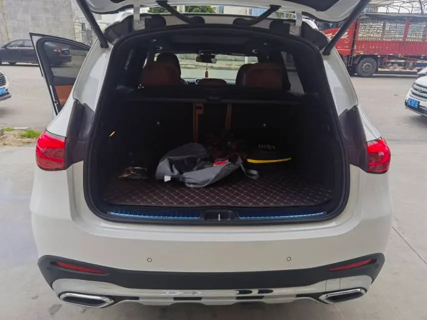 2024 Mercedes-Benz GLC Class 2.0T 258HP L4 9AT,autocango,china used car exporter,china ev exporter,chinese used car exporter,chinese used ev exporter