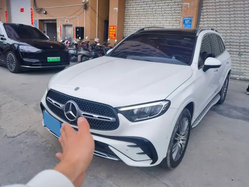 2024 Mercedes-Benz GLC Class 2.0T 258HP L4 9AT,autocango,china used car exporter,china ev exporter,chinese used car exporter,chinese used ev exporter