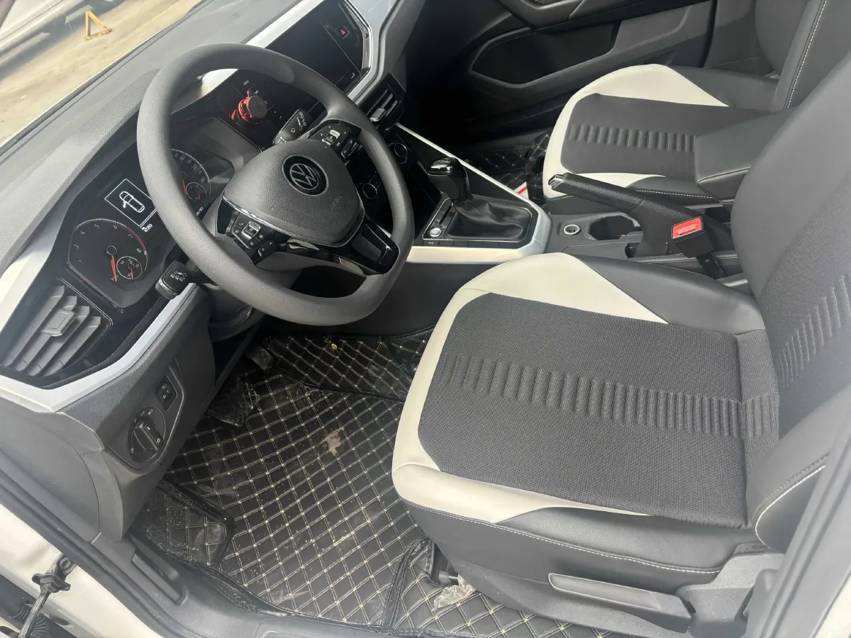 2021 Haval H6 1.5T 169HP L4 7DCT,autocango,china used car exporter,china ev exporter,chinese used car exporter,chinese used ev exporter