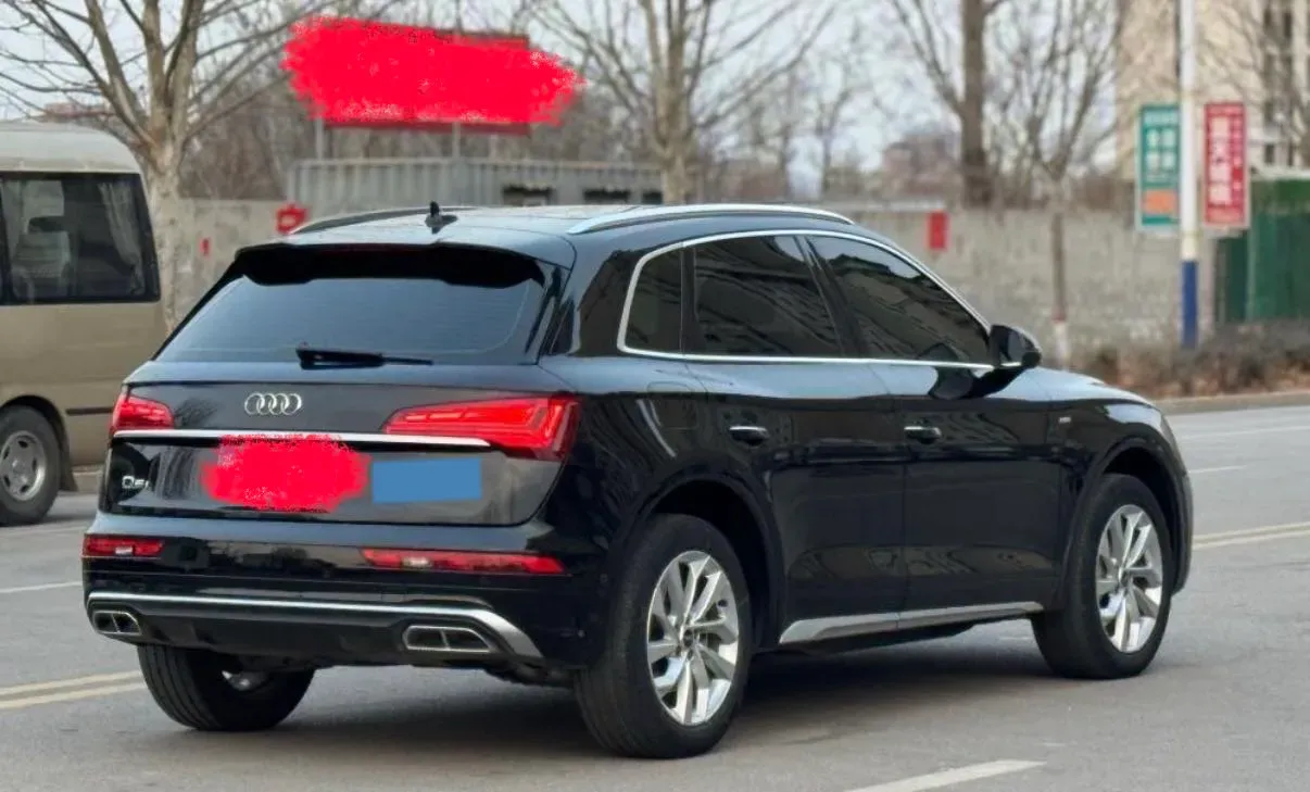 2022 Audi Q5L 2.0T 190HP L4 7DCT,autocango,china used car exporter,china ev exporter,chinese used car exporter,chinese used ev exporter