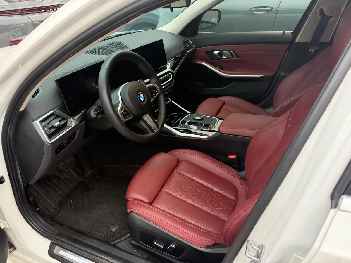 2024 BMW 3 Series 2.0T 156HP L4 8AT,autocango,china used car exporter,china ev exporter,chinese used car exporter,chinese used ev exporter
