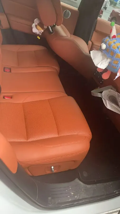 2024 Li L6 Range Extended 154HP L4 REEV 36.8KWH,autocango,china used car exporter,china ev exporter,chinese used car exporter,chinese used ev exporter