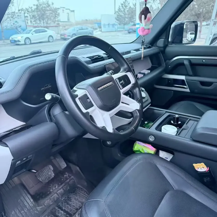 2023 Land Rover Defender 3.0T 400HP L6 8AT,autocango,china used car exporter,china ev exporter,chinese used car exporter,chinese used ev exporter