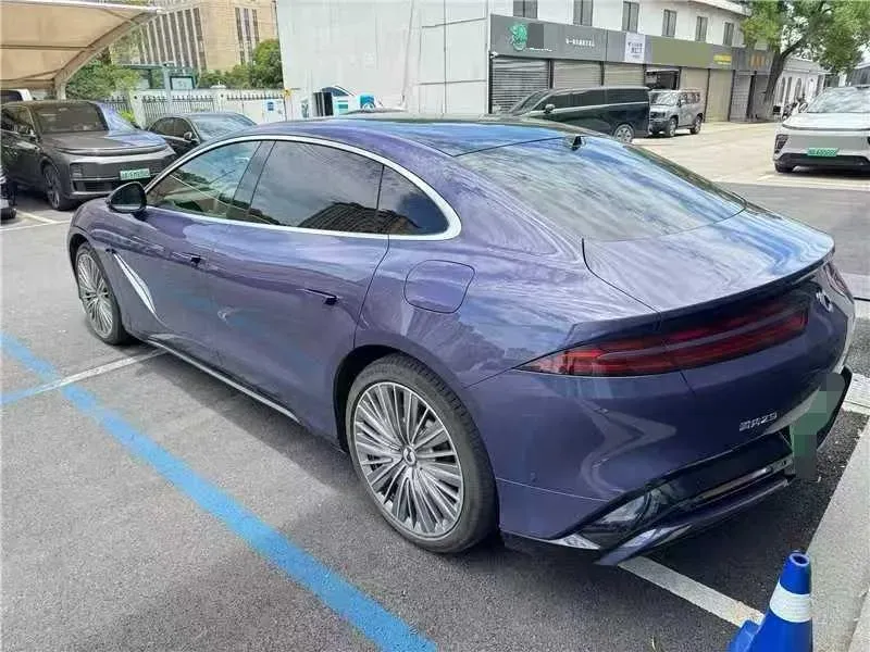 2024 Denza DenzaZ9 2.0T 207HP L4 E-CVT PHEV 38.5KWH,autocango,china used car exporter,china ev exporter,chinese used car exporter,chinese used ev exporter