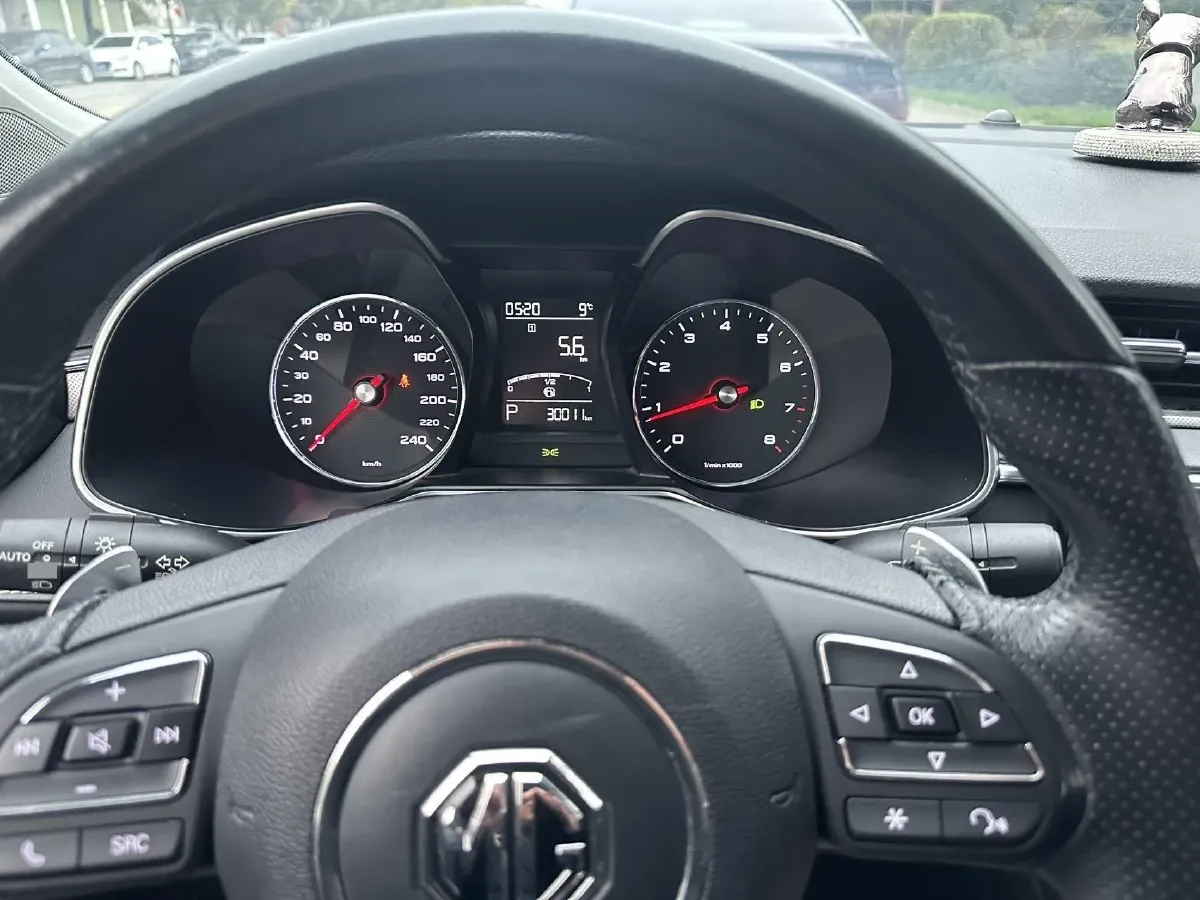 2019 MAXUS XinTu V80 2.5T 136HP L4 6AMT,autocango,china used car exporter,china ev exporter,chinese used car exporter,chinese used ev exporter