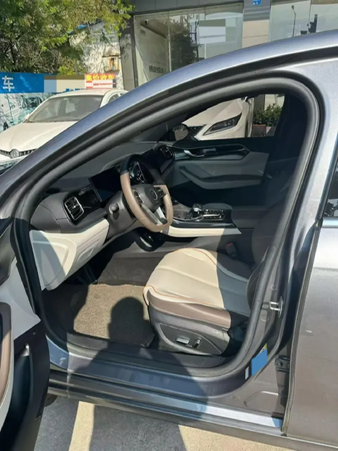 2023 BYD Qin Plus 1.5L 110HP L4 E-CVT PHEV 8.32KWH,autocango,china used car exporter,china ev exporter,chinese used car exporter,chinese used ev exporter