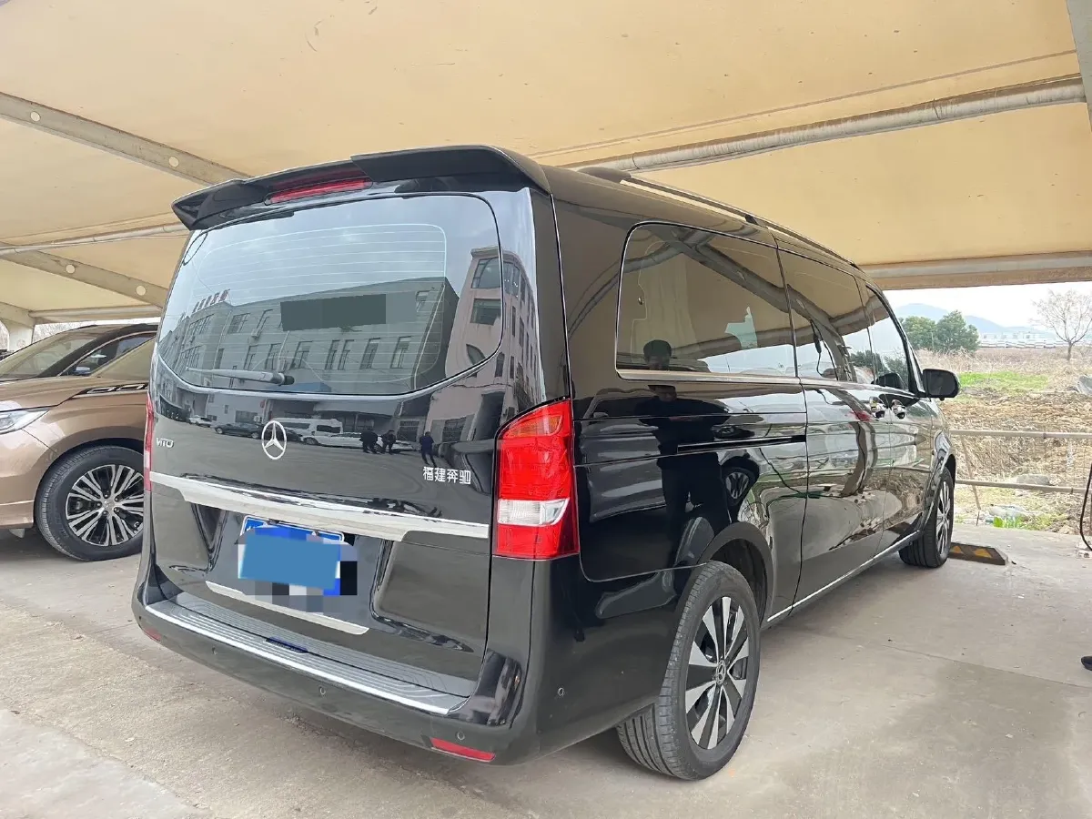 2021 Mercedes-Benz Vito 2.0T 211HP L4 9AT,autocango,china used car exporter,china ev exporter,chinese used car exporter,chinese used ev exporter