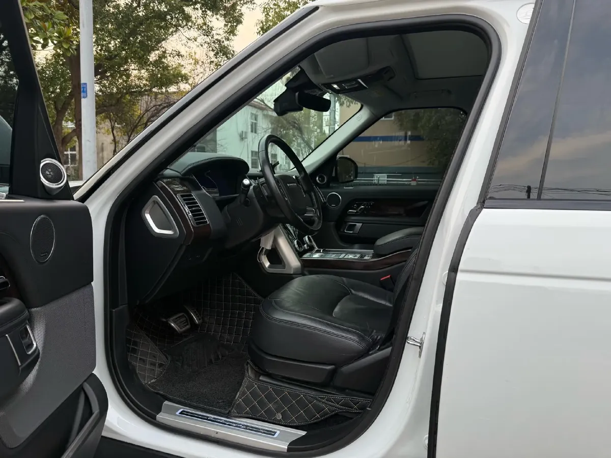 2022 Land Rover Range Rover 3.0T 360HP L6 8AT,autocango,china used car exporter,china ev exporter,chinese used car exporter,chinese used ev exporter