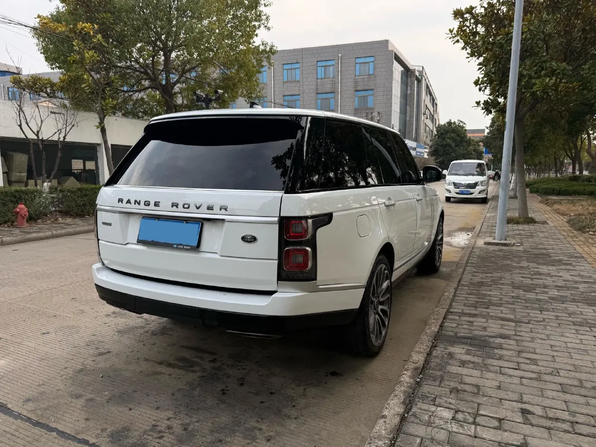 2022 Land Rover Range Rover 3.0T 360HP L6 8AT,autocango,china used car exporter,china ev exporter,chinese used car exporter,chinese used ev exporter