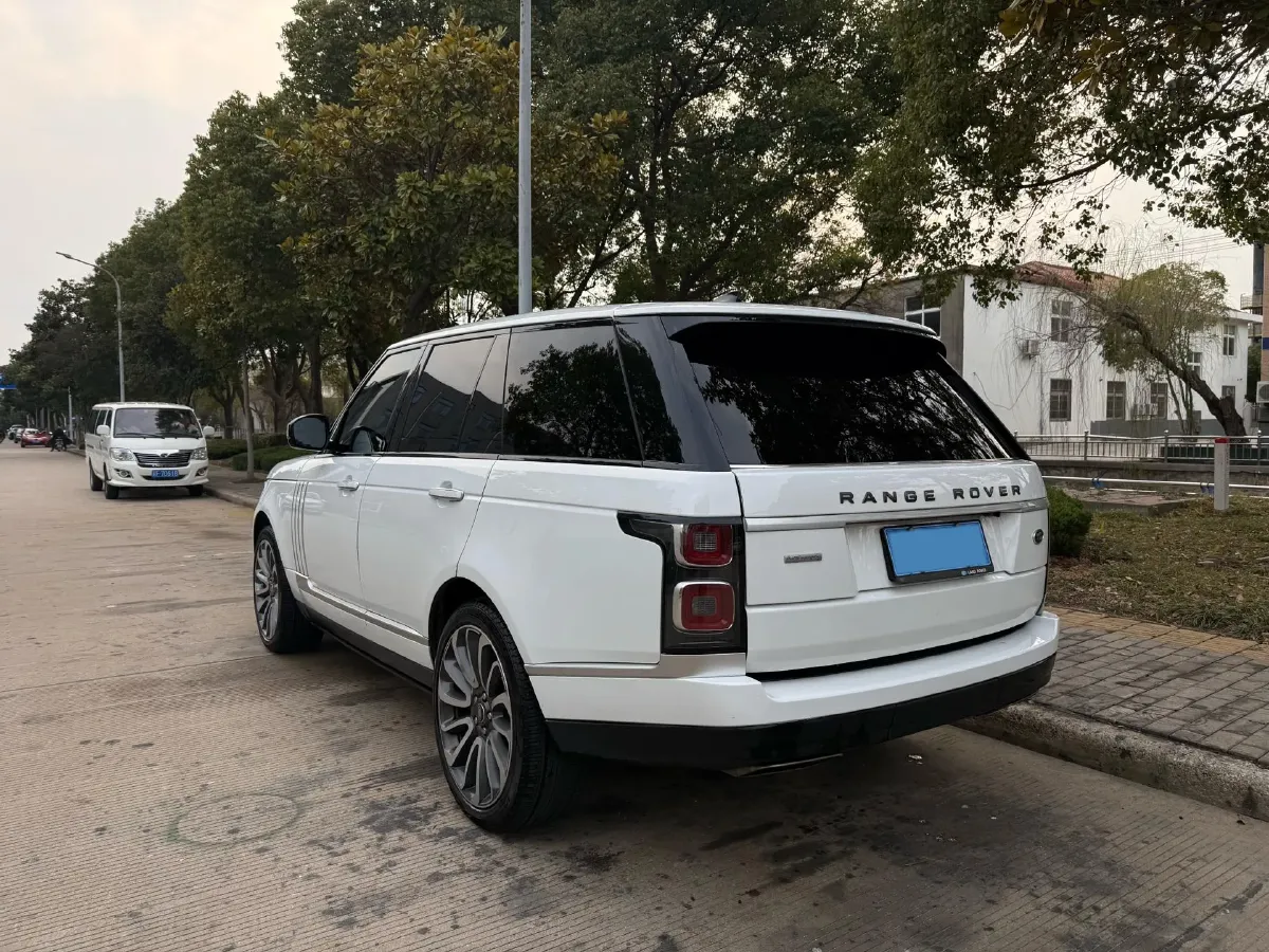 2022 Land Rover Range Rover 3.0T 360HP L6 8AT,autocango,china used car exporter,china ev exporter,chinese used car exporter,chinese used ev exporter