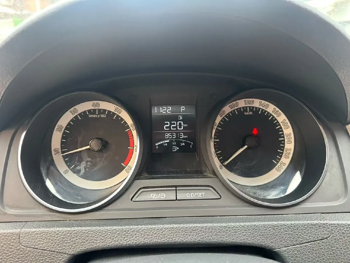 2018 Skoda Rapid Spaceback 1.6L 110HP L4 6AT,autocango,china used car exporter,china ev exporter,chinese used car exporter,chinese used ev exporter