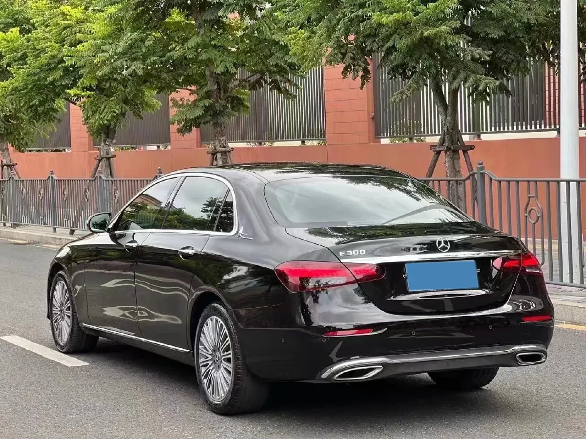 2022 Mercedes-Benz E Class 2.0T 258HP L4 9AT,autocango,china used car exporter,china ev exporter,chinese used car exporter,chinese used ev exporter