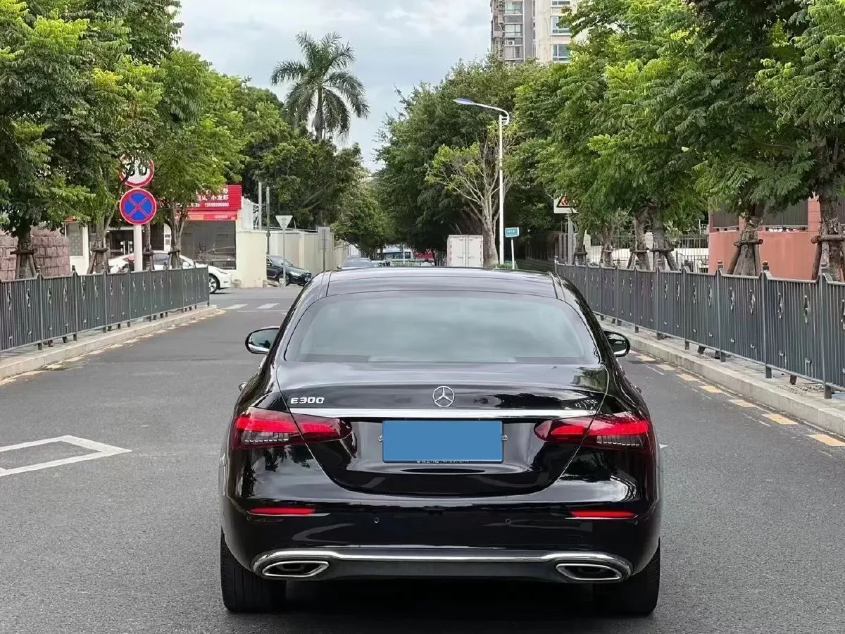 2022 Mercedes-Benz E Class 2.0T 258HP L4 9AT,autocango,china used car exporter,china ev exporter,chinese used car exporter,chinese used ev exporter