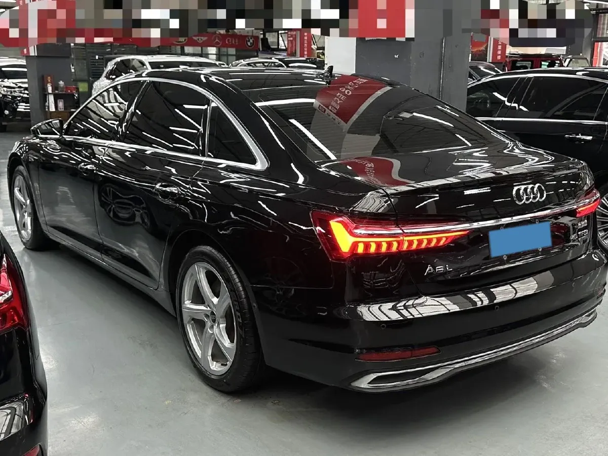 2023 Audi A6L 2.0T 245HP L4 7DCT,autocango,china used car exporter,china ev exporter,chinese used car exporter,chinese used ev exporter