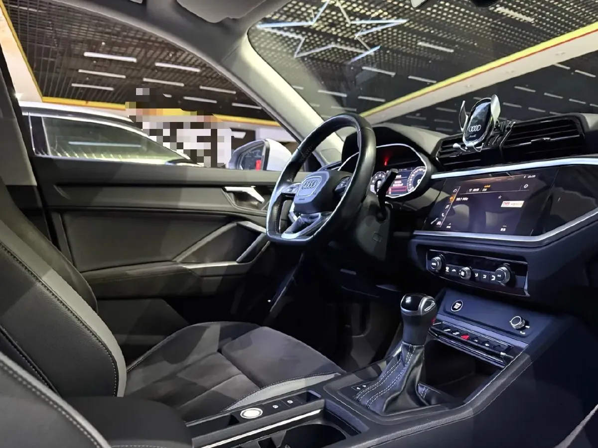 2020 Audi Q3 1.4T 150HP L4 7DCT,autocango,china used car exporter,china ev exporter,chinese used car exporter,chinese used ev exporter