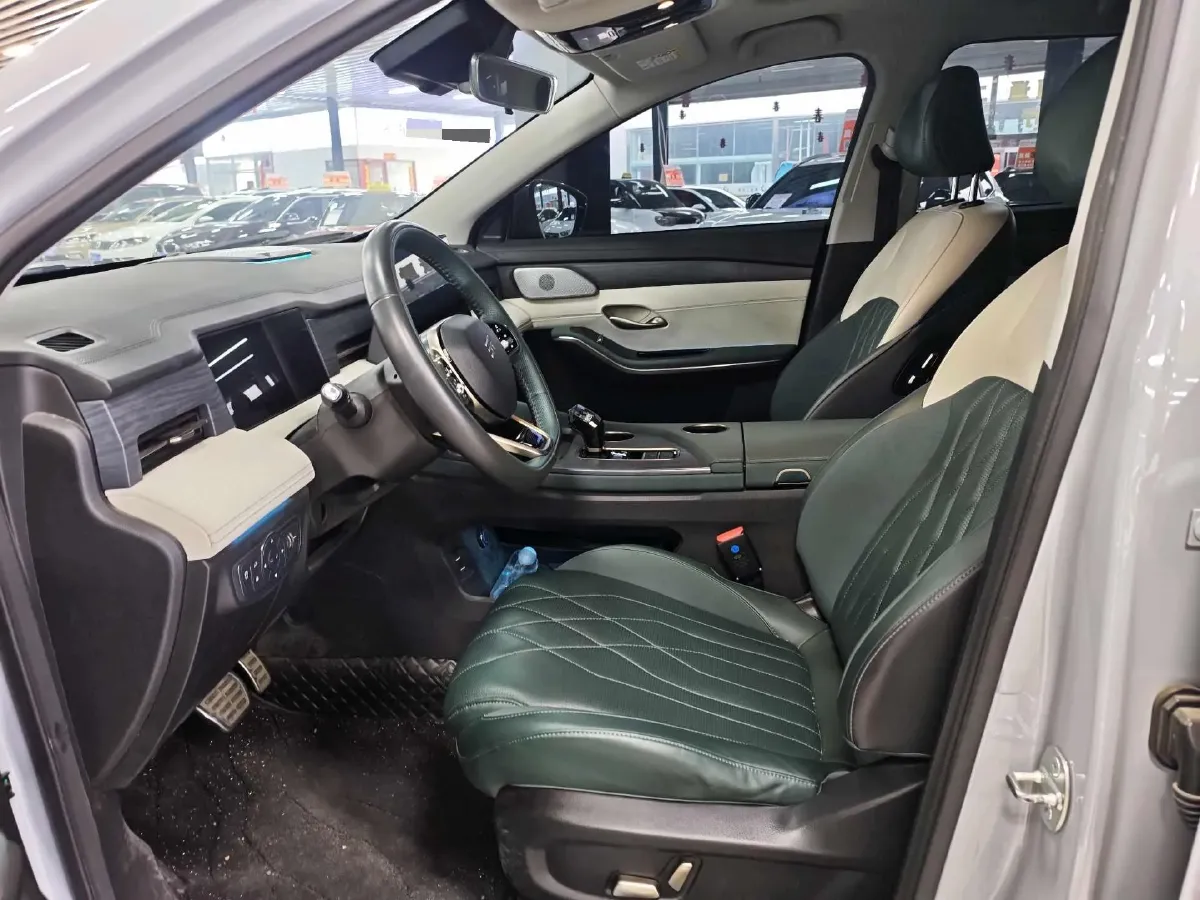 2023 Chery Tiggo 9 2.0T 261HP L4 8AT,autocango,china used car exporter,china ev exporter,chinese used car exporter,chinese used ev exporter