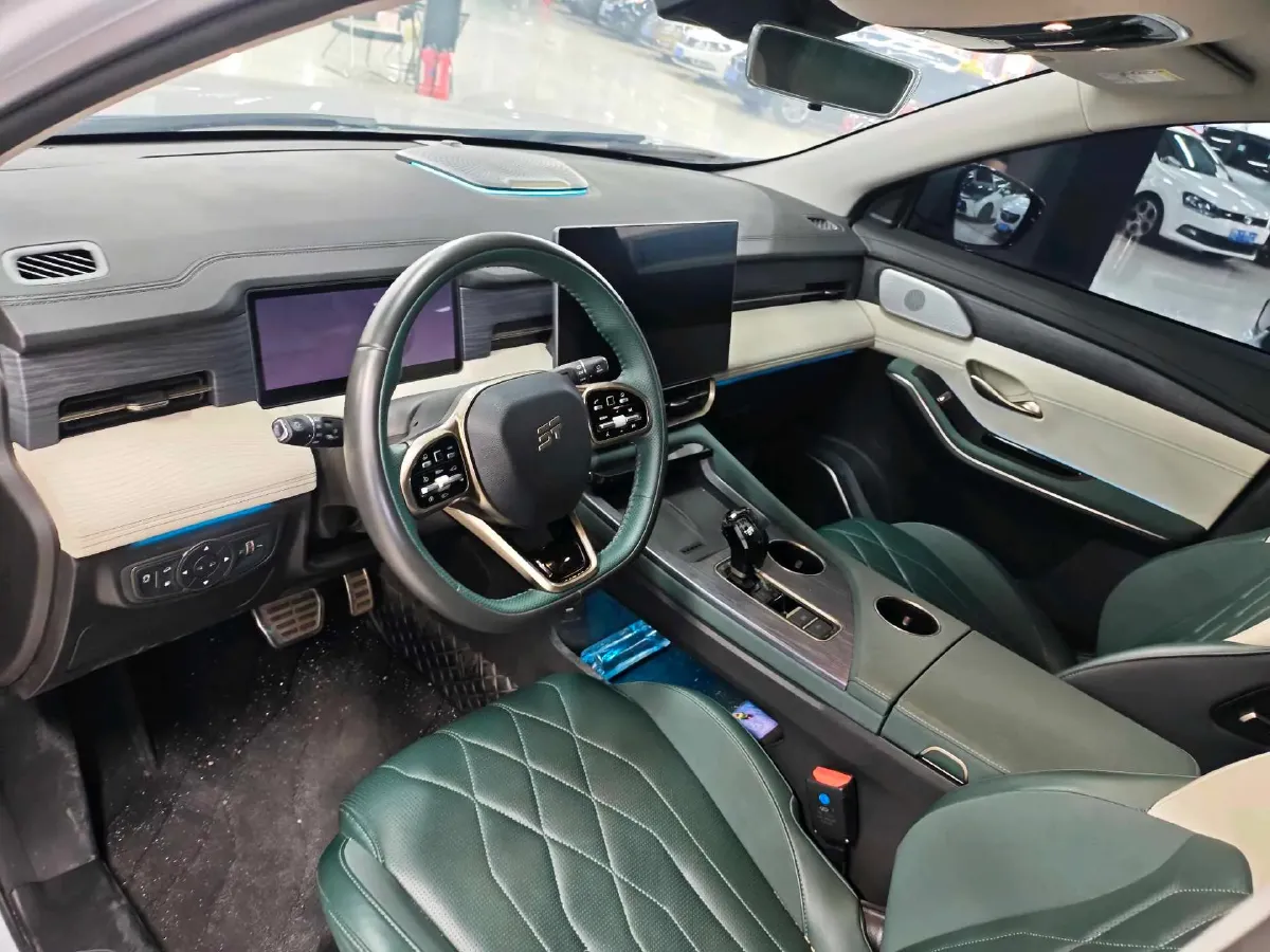 2023 Chery Tiggo 9 2.0T 261HP L4 8AT,autocango,china used car exporter,china ev exporter,chinese used car exporter,chinese used ev exporter