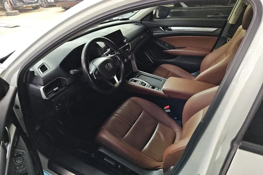 2022 Honda Inspire 2.0L 146HP L4 E-CVT Hybrid,autocango,china used car exporter,china ev exporter,chinese used car exporter,chinese used ev exporter