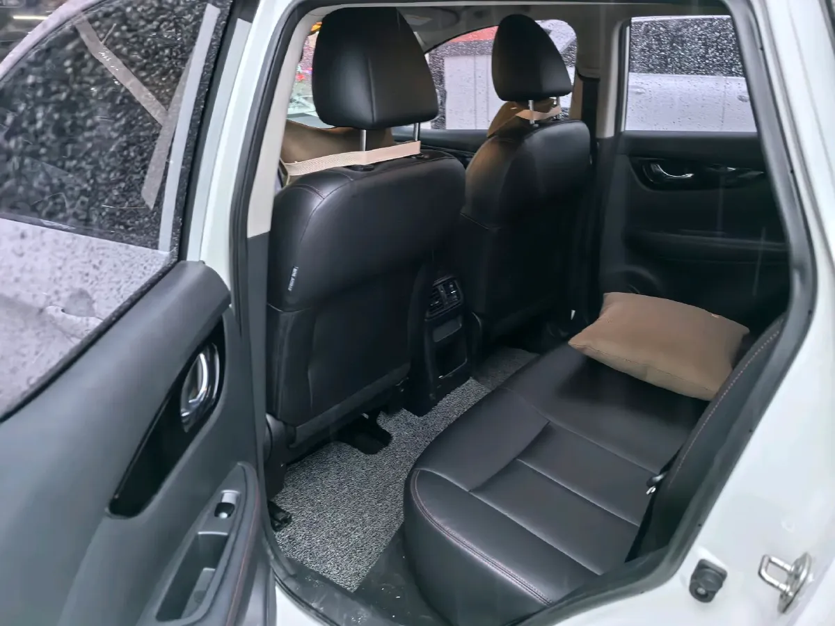 2021 Nissan Qashqai 2.0L 151HP L4 CVT,autocango,china used car exporter,china ev exporter,chinese used car exporter,chinese used ev exporter