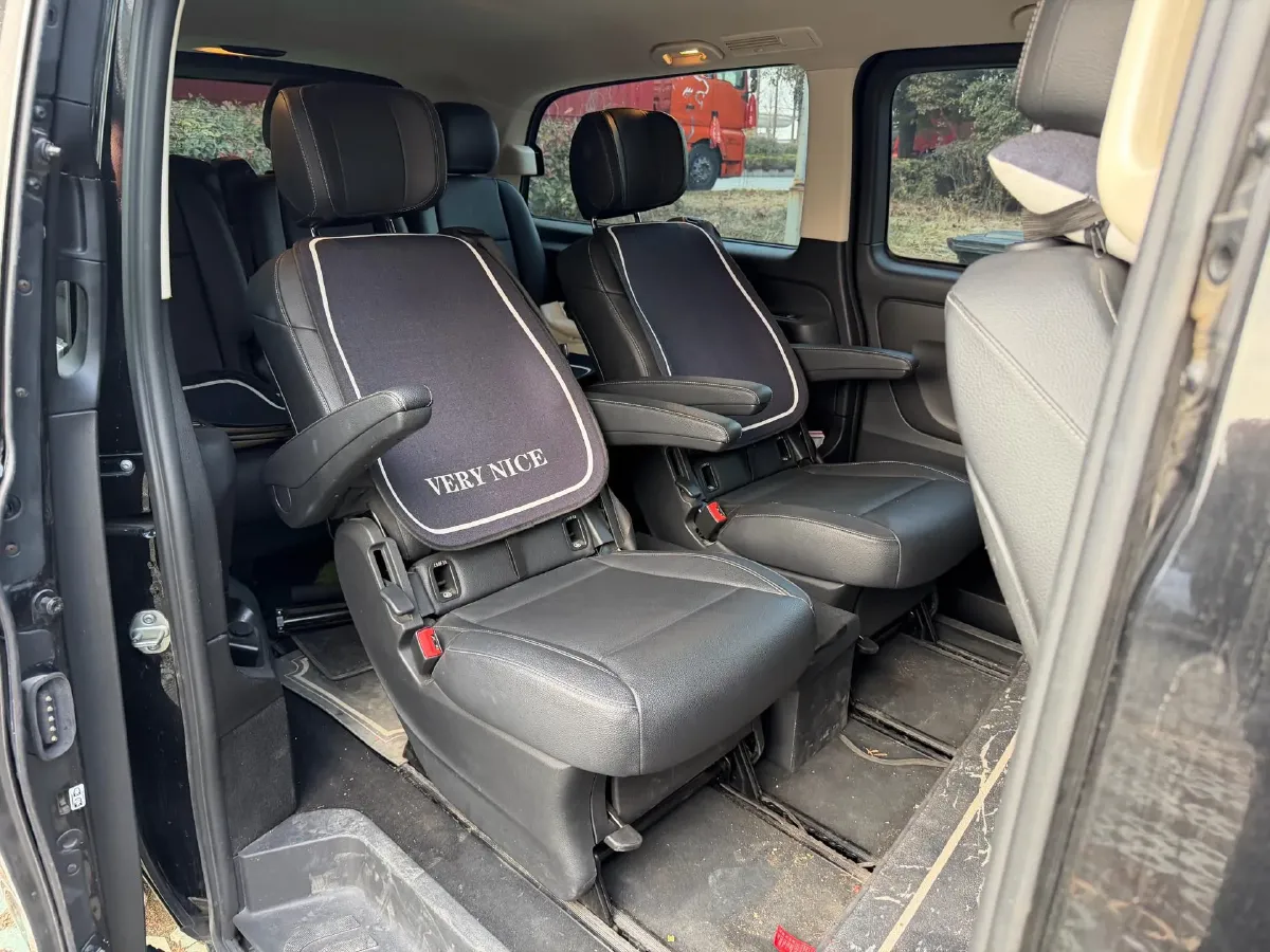 2021 Mercedes-Benz Vito 2.0T 211HP L4 9AT,autocango,china used car exporter,china ev exporter,chinese used car exporter,chinese used ev exporter
