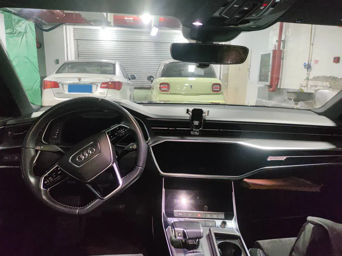 2020 Audi A6L 3.0T 340HP V6 7DCT,autocango,china used car exporter,china ev exporter,chinese used car exporter,chinese used ev exporter