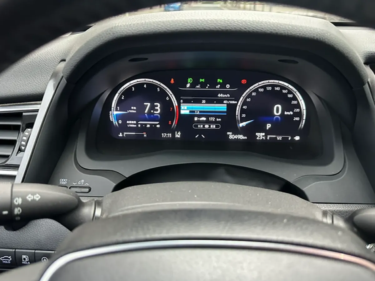 2021 Toyota Camry 2.5L 209HP L4 8AT,autocango,china used car exporter,china ev exporter,chinese used car exporter,chinese used ev exporter