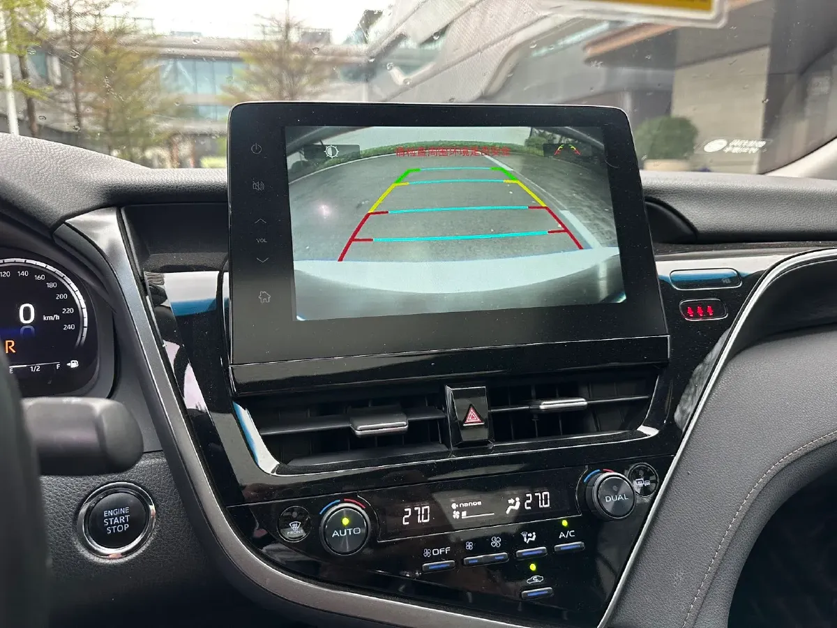 2021 Toyota Camry 2.5L 209HP L4 8AT,autocango,china used car exporter,china ev exporter,chinese used car exporter,chinese used ev exporter