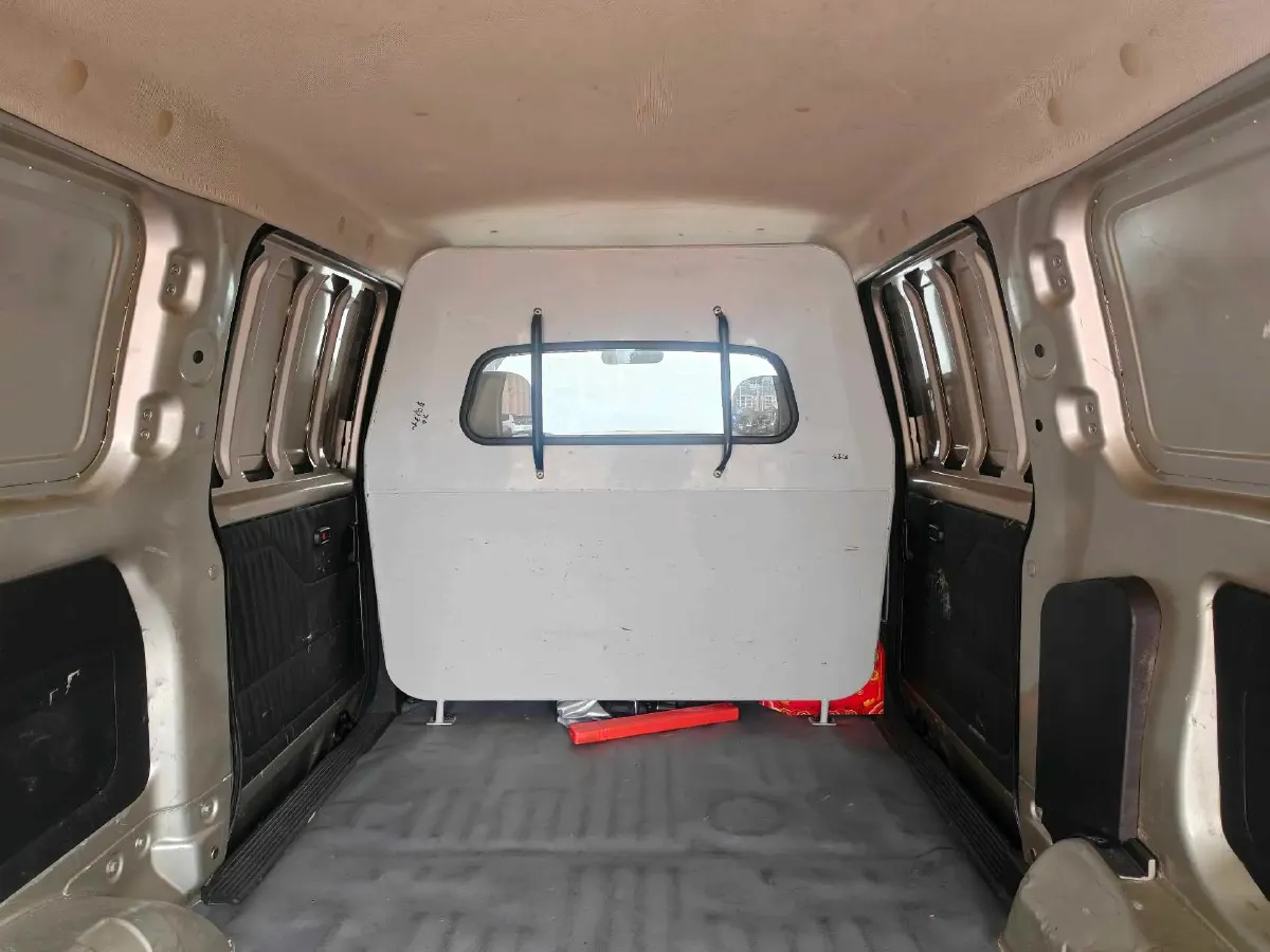 2019 WuLing HongGuang V 1.5L 105HP L4 5MT,autocango,china used car exporter,china ev exporter,chinese used car exporter,chinese used ev exporter