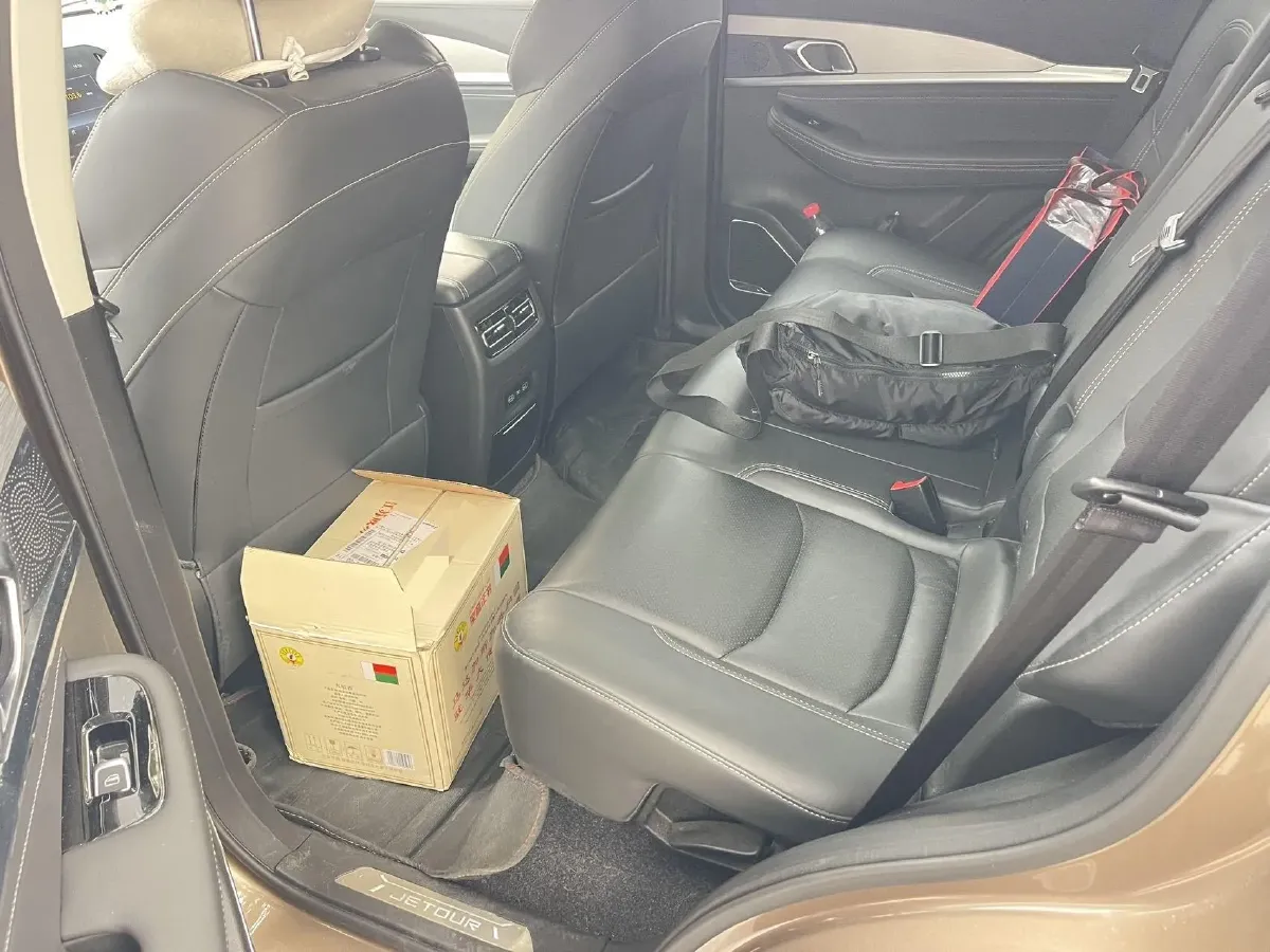 2019 Jetour X70S 1.5T 156HP L4 6DCT,autocango,china used car exporter,china ev exporter,chinese used car exporter,chinese used ev exporter