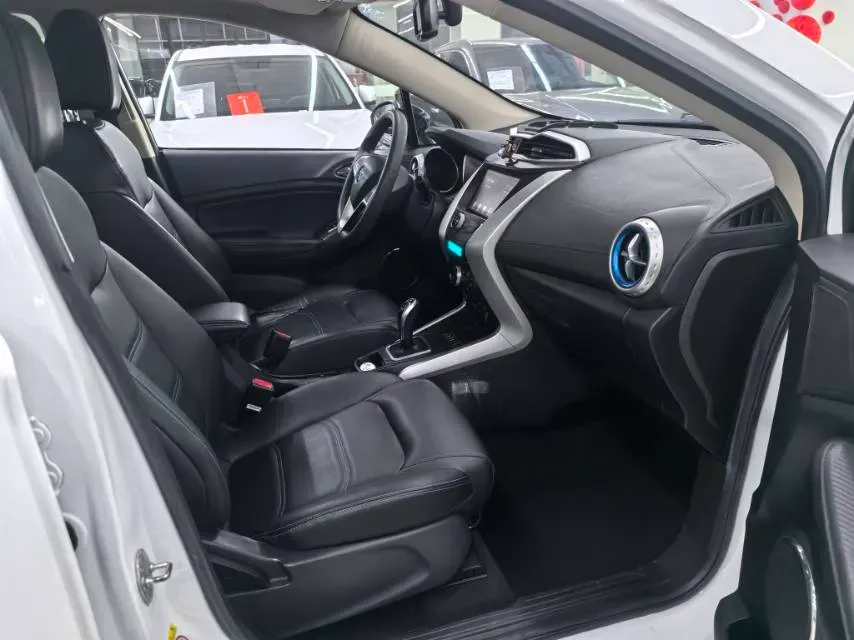 2018 BYD Yuan BEV 42KWH,autocango,china used car exporter,china ev exporter,chinese used car exporter,chinese used ev exporter