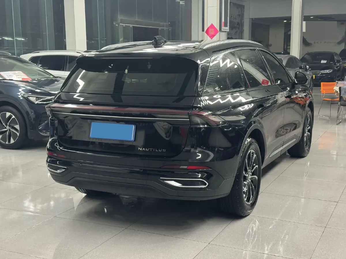 2023 Lincoln Nautilus 2.0T 261HP L4 8AT,autocango,china used car exporter,china ev exporter,chinese used car exporter,chinese used ev exporter
