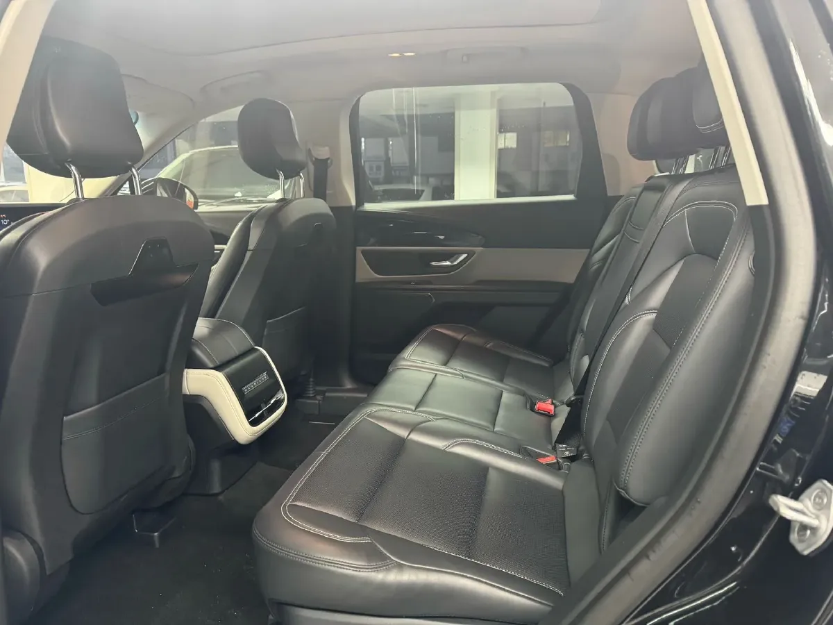 2023 Lincoln Nautilus 2.0T 261HP L4 8AT,autocango,china used car exporter,china ev exporter,chinese used car exporter,chinese used ev exporter