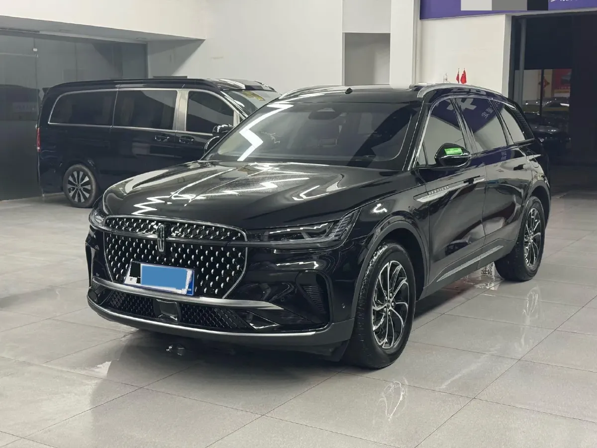2023 Lincoln Nautilus 2.0T 261HP L4 8AT,autocango,china used car exporter,china ev exporter,chinese used car exporter,chinese used ev exporter