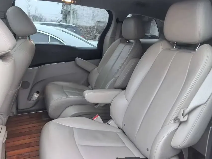 2018 Buick GL8 2.0T 260HP L4 6AT,autocango,china used car exporter,china ev exporter,chinese used car exporter,chinese used ev exporter