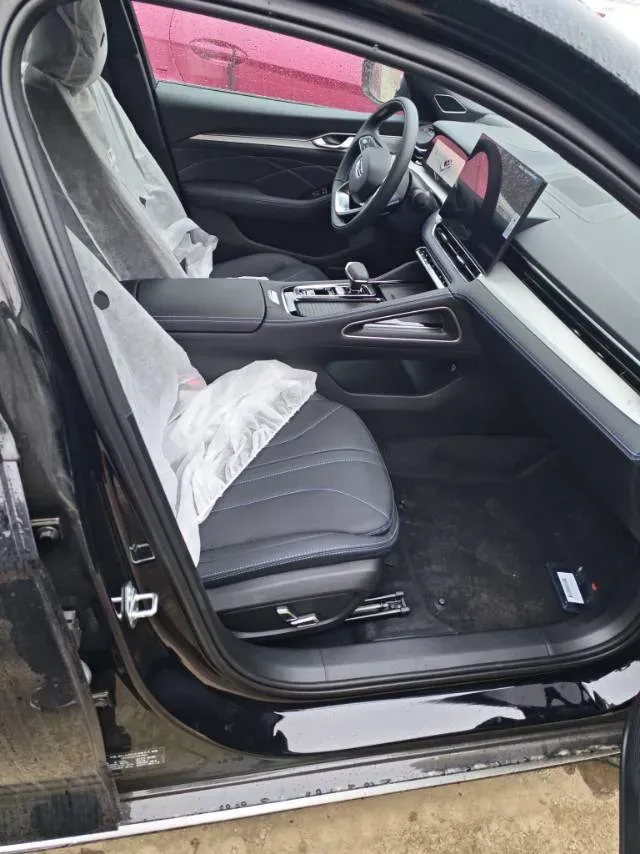 2026 Geely Preface 1.5T 181HP L4 7DCT,autocango,china used car exporter,china ev exporter,chinese used car exporter,chinese used ev exporter