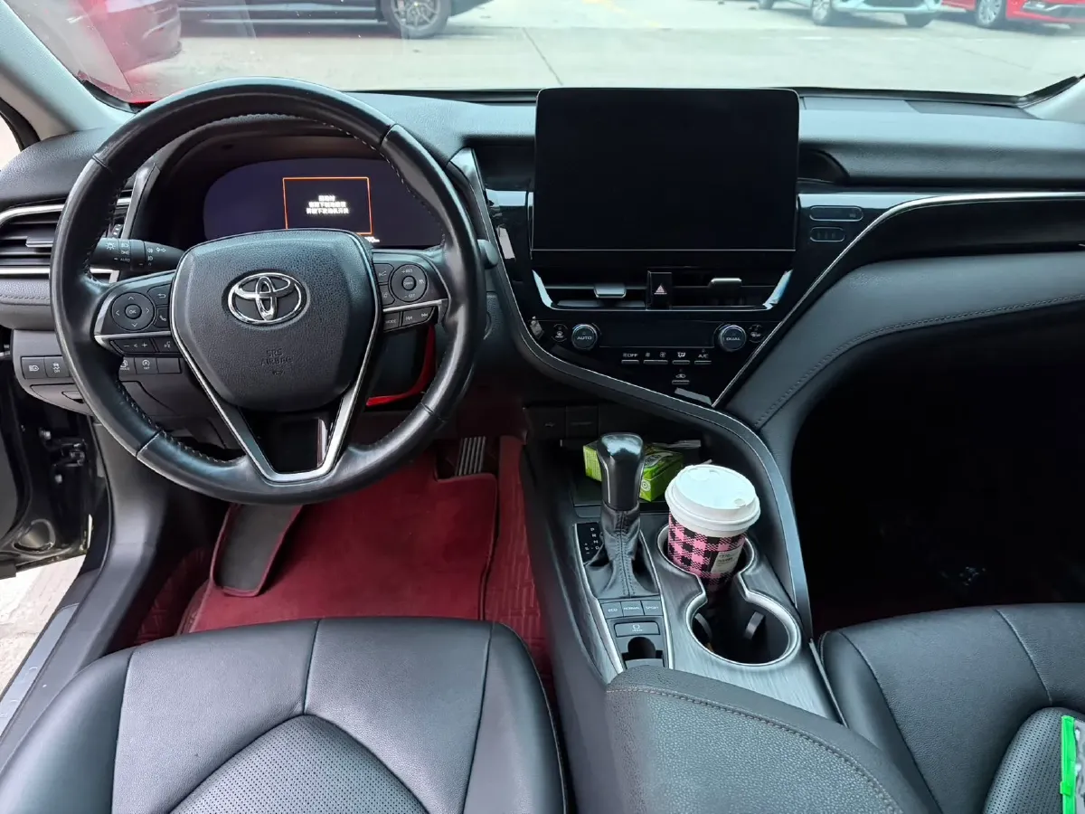 2023 Toyota Camry 2.5L 207HP L4 8AT,autocango,china used car exporter,china ev exporter,chinese used car exporter,chinese used ev exporter