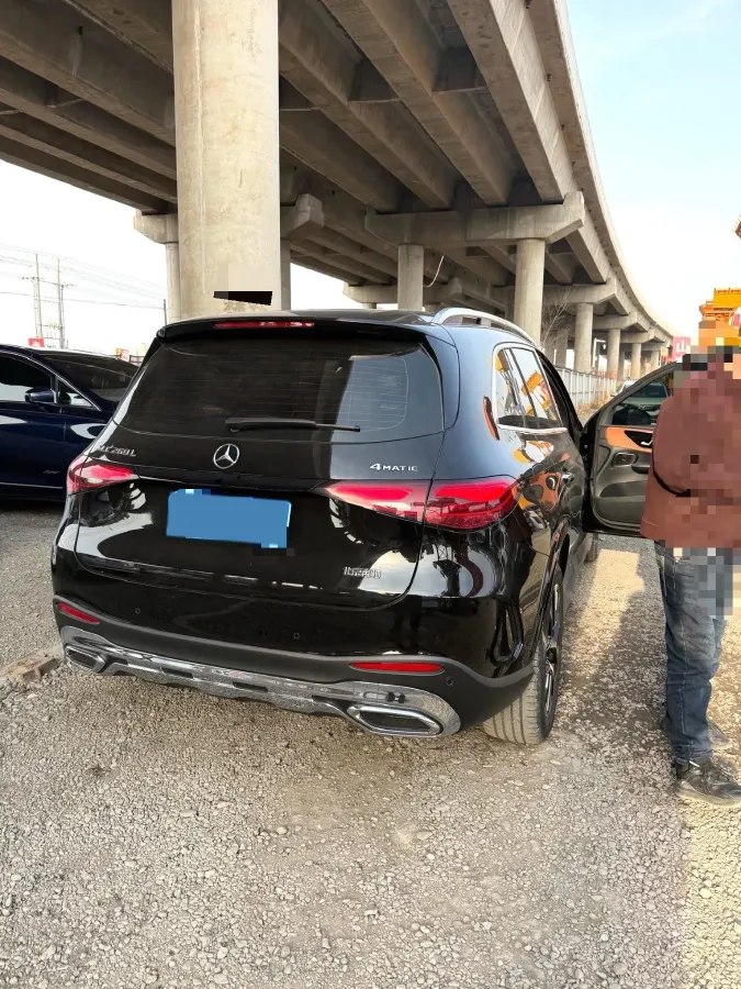 2024 Mercedes-Benz GLC Class 2.0T 204HP L4 9AT,autocango,china used car exporter,china ev exporter,chinese used car exporter,chinese used ev exporter