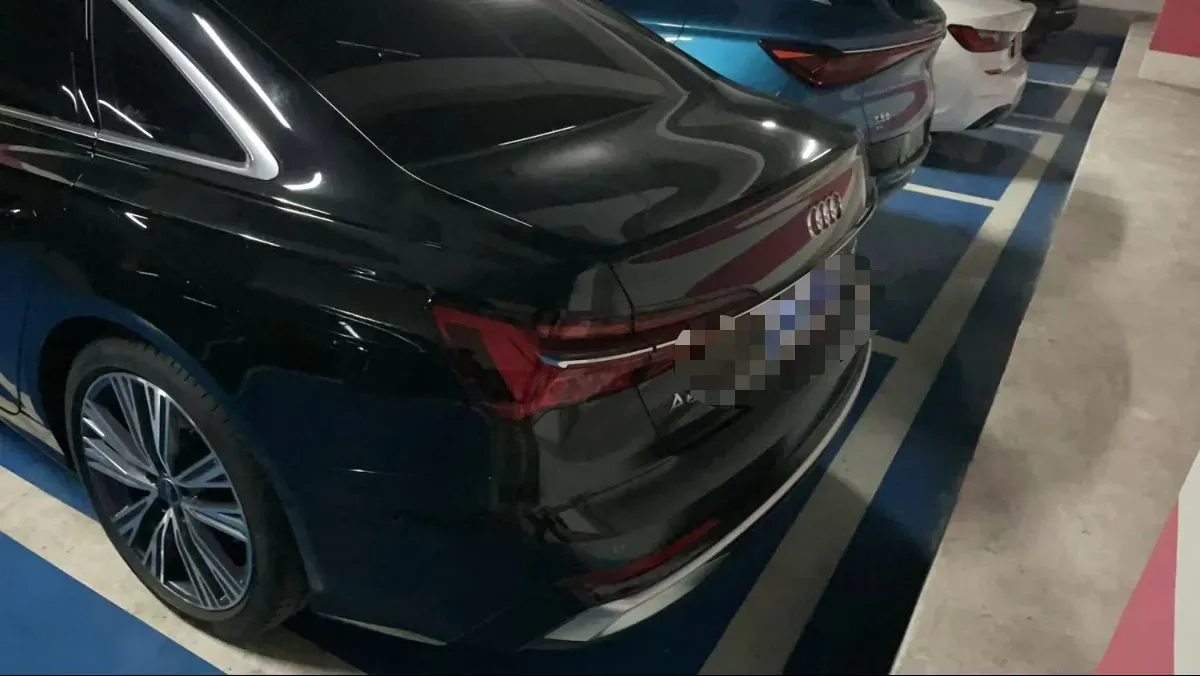 2024 Audi A6L 2.0T 245HP L4 7DCT,autocango,china used car exporter,china ev exporter,chinese used car exporter,chinese used ev exporter