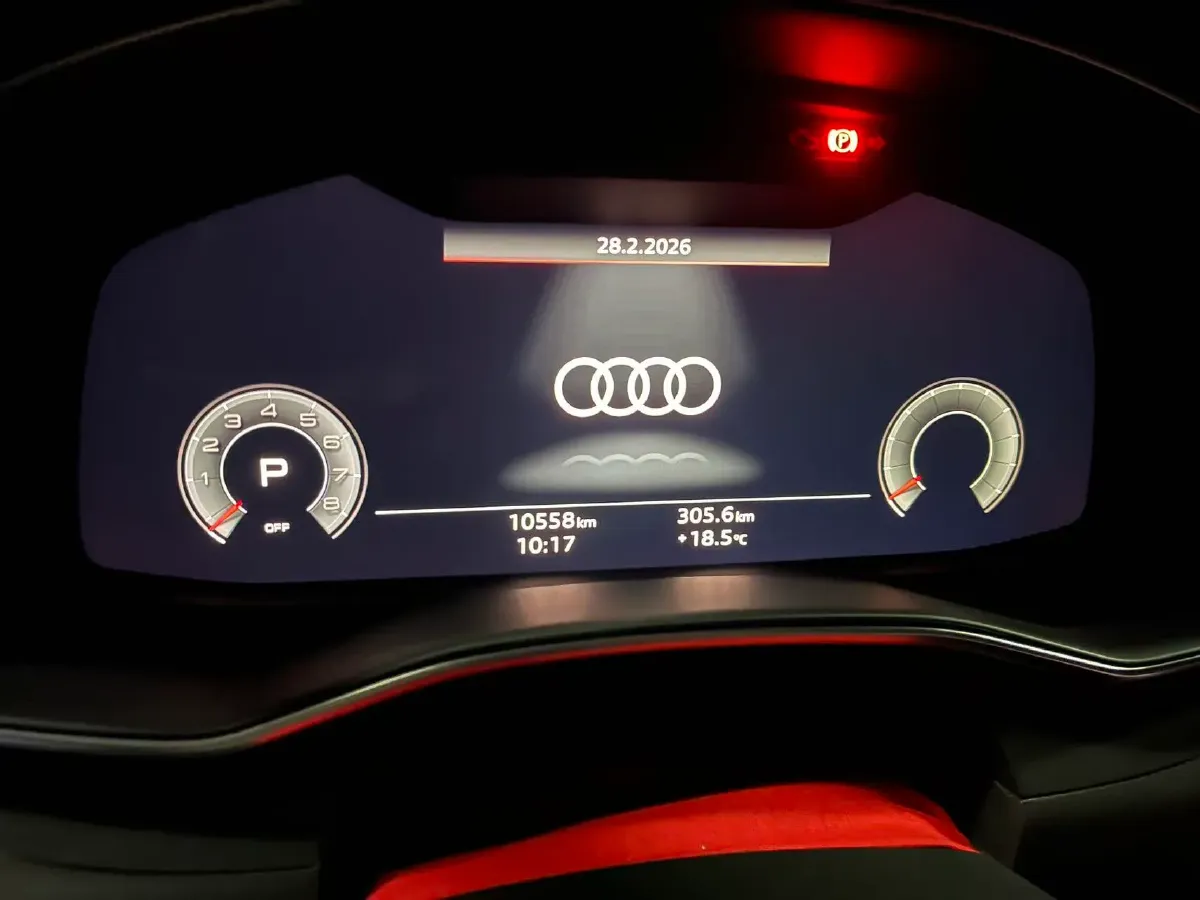 2024 Audi A6L 2.0T 245HP L4 7DCT,autocango,china used car exporter,china ev exporter,chinese used car exporter,chinese used ev exporter