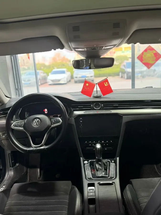 2020 Volkswagen Magotan 2.0T 220HP L4 7DCT,autocango,china used car exporter,china ev exporter,chinese used car exporter,chinese used ev exporter