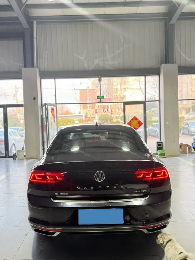2020 Volkswagen Magotan 2.0T 220HP L4 7DCT,autocango,china used car exporter,china ev exporter,chinese used car exporter,chinese used ev exporter